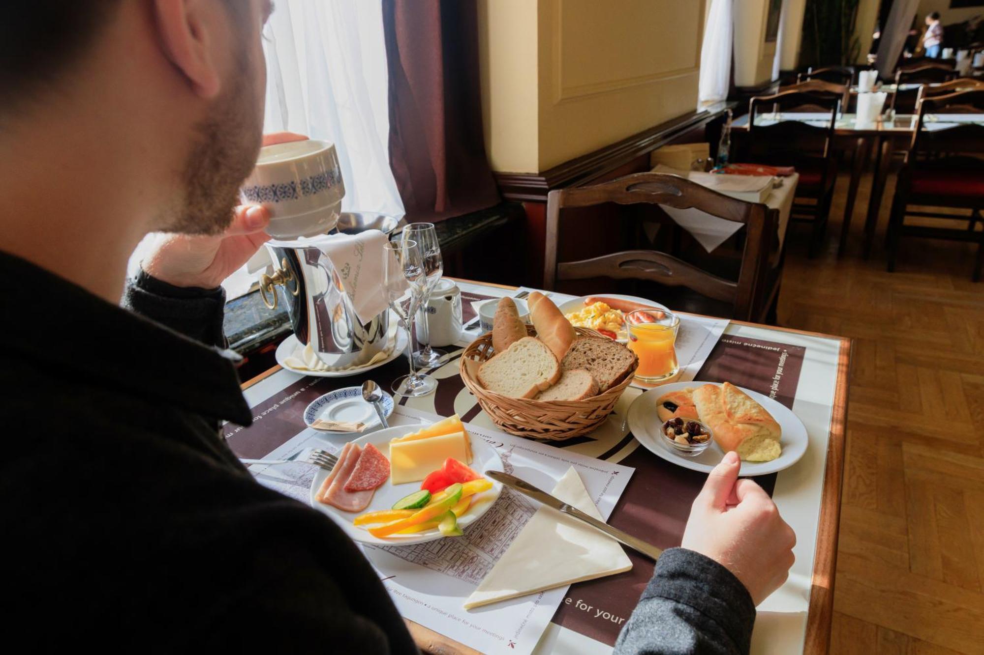 Hotel Continental Plzeň Dış mekan fotoğraf