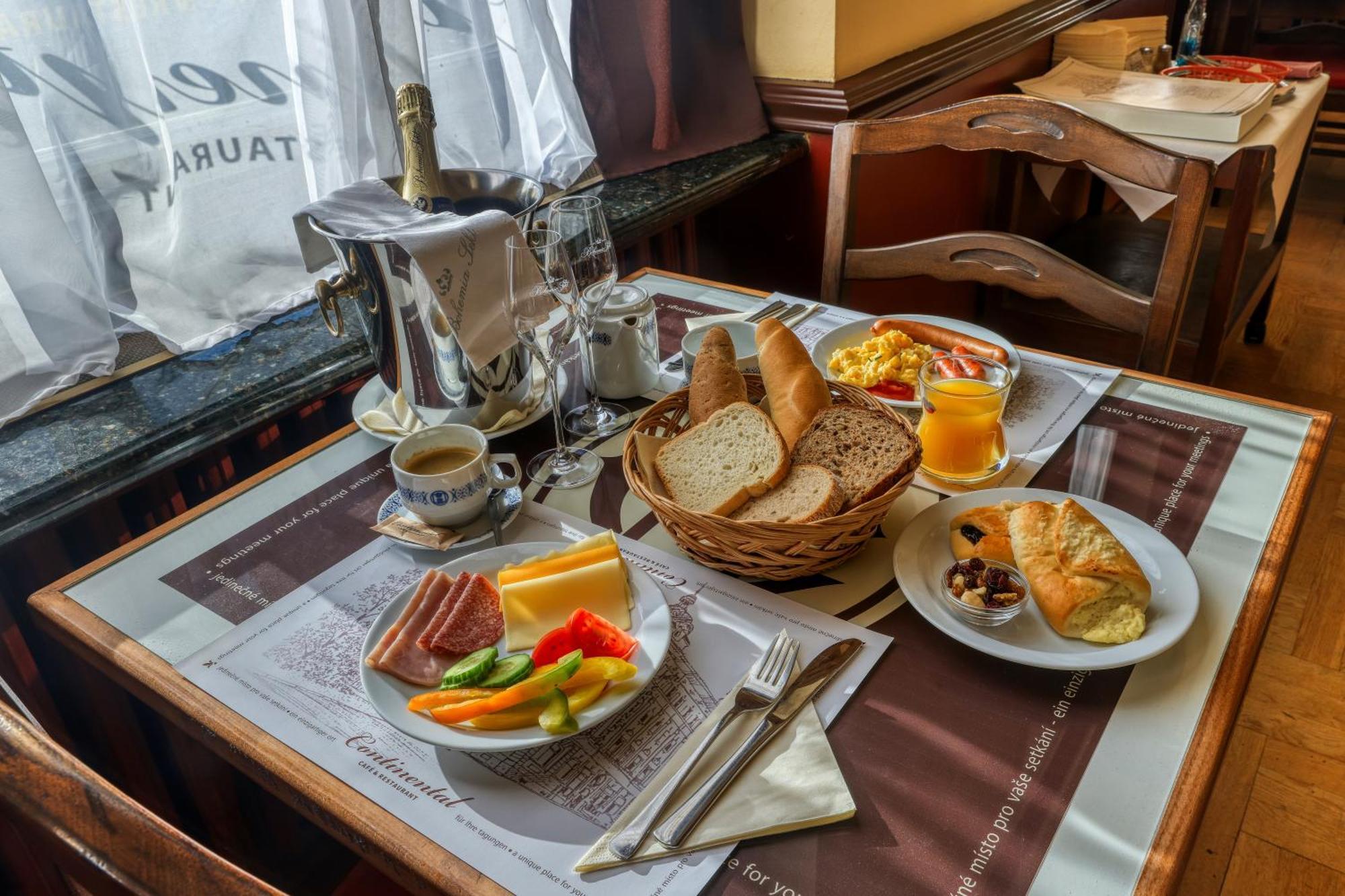 Hotel Continental Plzeň Dış mekan fotoğraf